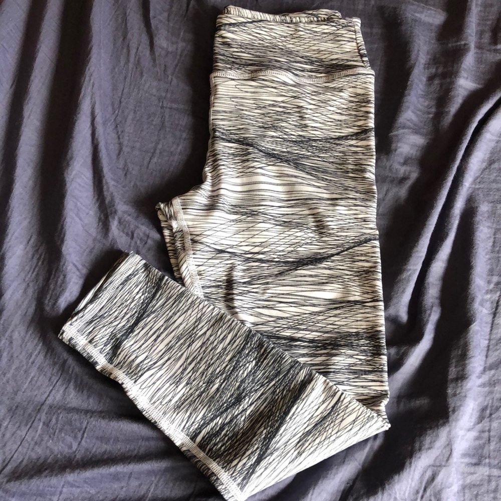 Black and white athletic leggings